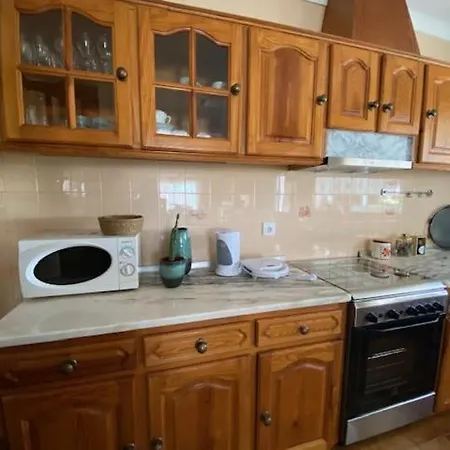 Casa Gorjao בית אירוח אנאדיה